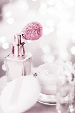 Hassas ciltler için anti-age güzellik yüz nemlendirici krem, luxur