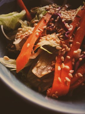 Vejetaryen asya sebze salatası Japon re bir kase servis