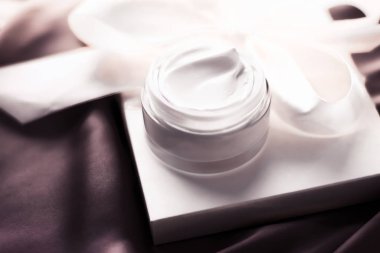 Güzellik yüz kremi cilt nemlendirici, lüks spa kozmetik ve natu