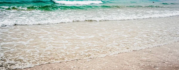 Vackra Havet Eller Havet Horisont Kustutsikt Från Tropisk Sandstrand Sommar — Stockfoto