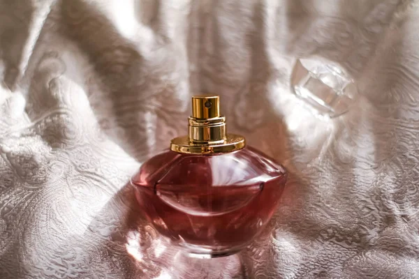 Frasco Perfume Com Aroma Floral Aromático Fragrância Luxo Para Mulheres — Fotografia de Stock