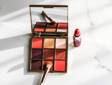 Mermer arka plan, güzellik ve kozmetik ürünleri