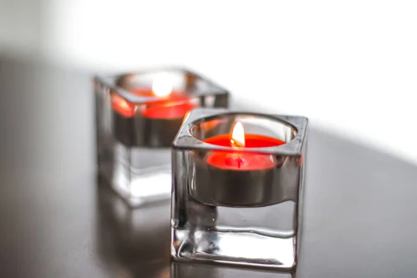 Velas aromáticas para un ambiente romántico en casa, interior y decoración —  Fotos de Stock