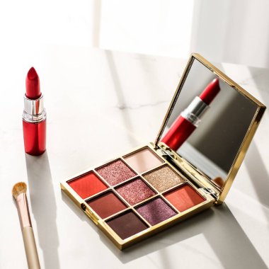 Mermer arka plan, güzellik ve kozmetik ürünleri