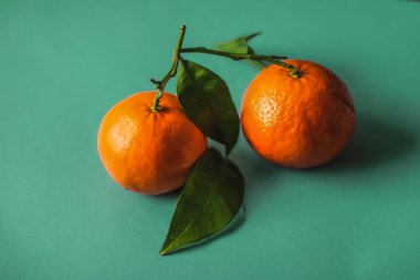 Taze mandalina, organik turunçgiller ve doğal yiyecekler.