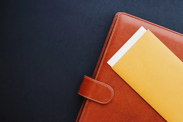 Office desk with briefcase and business card, finance and economy — Stock Photo, Image