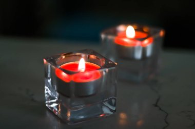 Romantik atmosfer, iç mekan ve dekorasyon için romatik mumlar