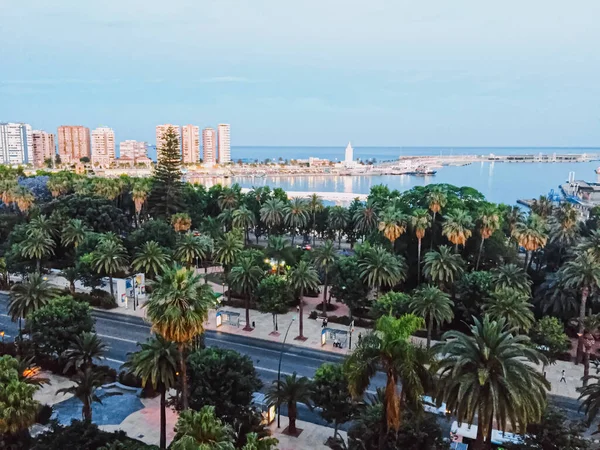 Vista aérea del Puerto de Málaga, la capital de la región de Andalucía en España — Foto de Stock