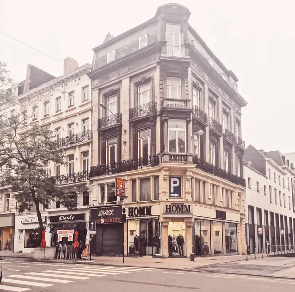 Calles de Bruselas, la capital de Bélgica, arquitectura europea y edificios históricos —  Fotos de Stock