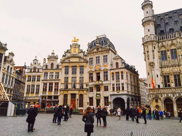 Brüksel 'deki Grand Place meydanı, Belçika' nın başkenti, ünlü tarihi eser.