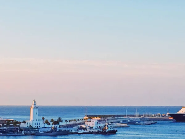 Vista aérea del Puerto de Málaga, la capital de la región de Andalucía en España — Foto de Stock