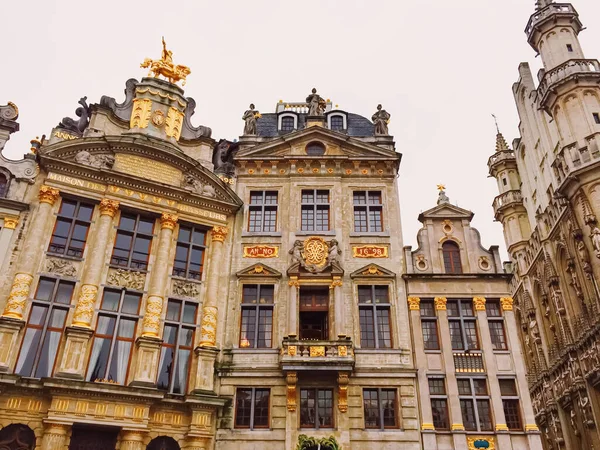 The Grand Place square in Brussels, the capital of Belgium, famous historical landmark — Stock Photo, Image