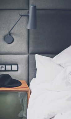 Beş yıldızlı lüks bir otelde oda, iç tasarım.