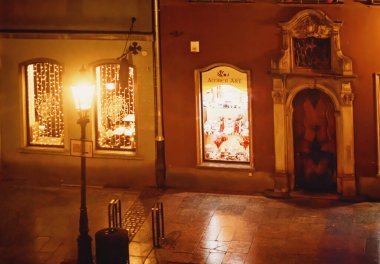 Polonya 'nın Gdansk kentindeki Old Town sokağında.