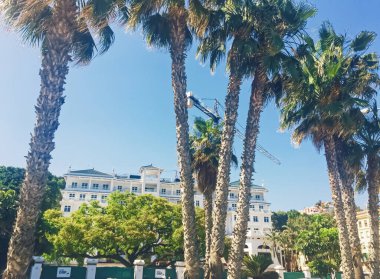 İspanya 'nın Endülüs Bölgesi' nin başkenti Malaga 'nın kamu parkları ve sokakları, Güney Avrupa