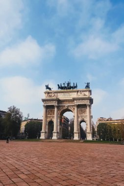 Arco della Pace, Kuzey İtalya 'nın Lombardiya bölgesinde, Milano' nun Sempione ilçesinde Barış Kemeri anlamına gelen Arco della Pace kemeri.