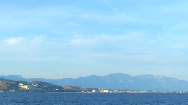 Belle mer bleue, vacances d'été voyage et destination de vacances — Video