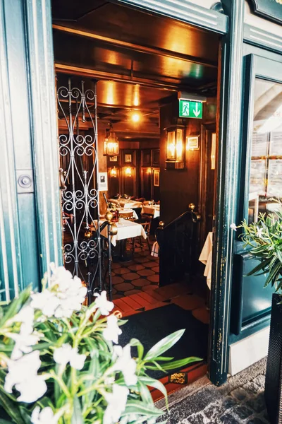 Restaurant on the city center street of Zurich in Switzerland — Stock Photo, Image