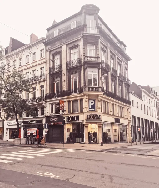 Calles de Bruselas, la capital de Bélgica, arquitectura europea y edificios históricos —  Fotos de Stock