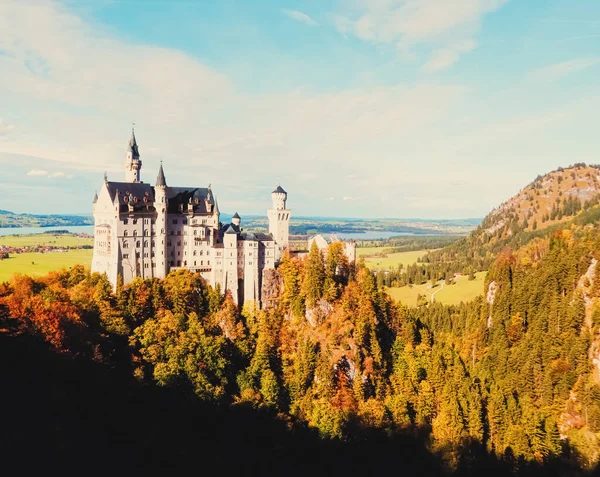 Castillo de Neuschwanstein en la región de Baviera de Alemania —  Fotos de Stock