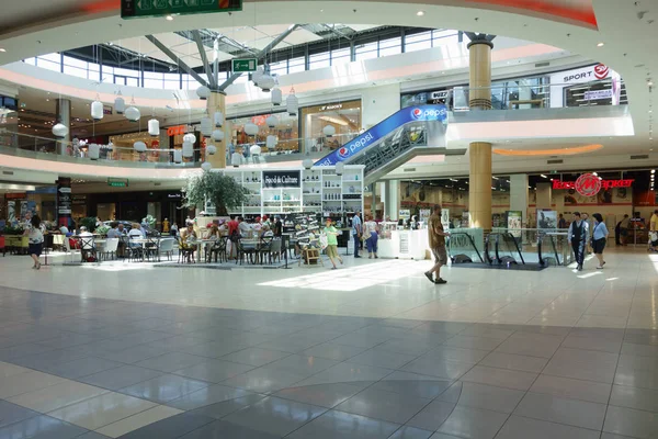 Illustration av shopping i shopping center i Mall Galleria — Stockfoto