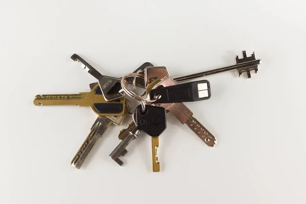 Mazzo di chiavi diverse — Foto Stock