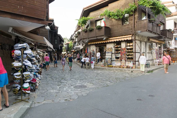 Calles del casco antiguo de Nessebar — Foto de Stock