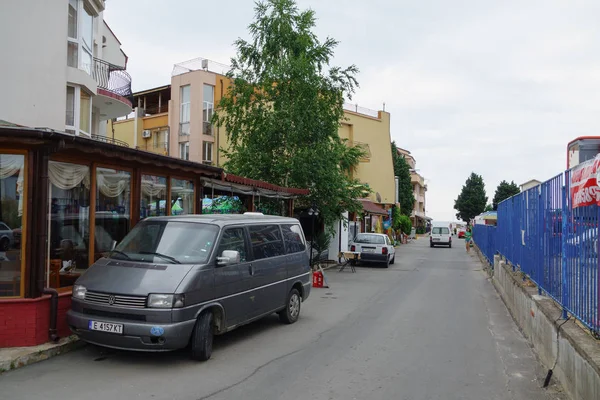 Építészet és az emberek új-Neszebár — Stock Fotó