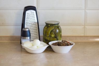  Salata yapmak için gerekli malzemeler