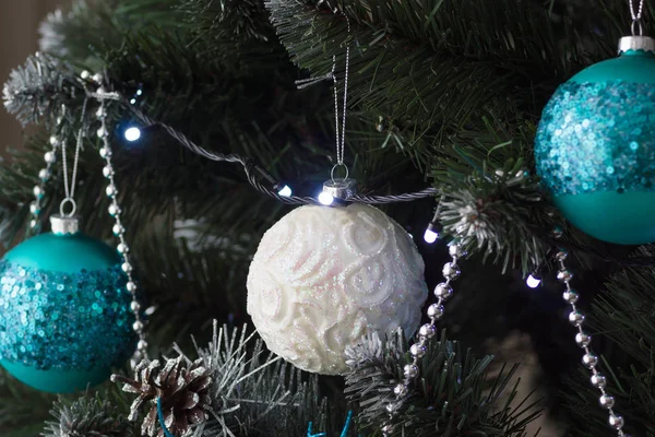 Árbol de Navidad decorado —  Fotos de Stock