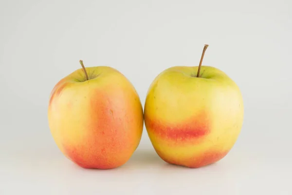 Duże jabłko świeże — Zdjęcie stockowe