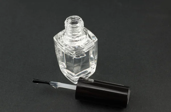 Flaska med nagellack som isolerade — Stockfoto