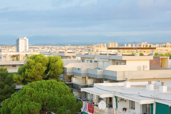 Vista de los tejados de la ciudad —  Fotos de Stock