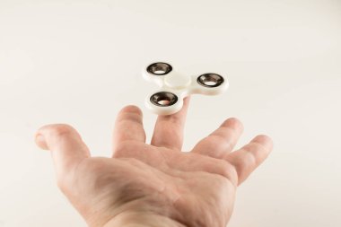 Taşıma fırıldağı büyük bir stres giderici oyuncaktır.