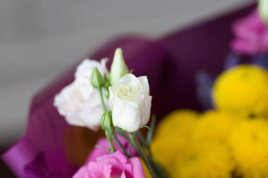 Güzel Bahçe çiçekleri buket