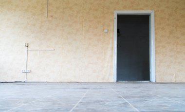 Kirli oda büyük bir tadilat için hazırlanıyor.