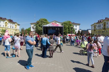 Borisov, Belarus - 09 Mayıs 2018: büyük bir bölgesel şehirde zafer gününü kutluyoruz.