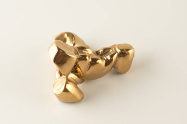 Diş kontrolü için yapay çelik kaplama.