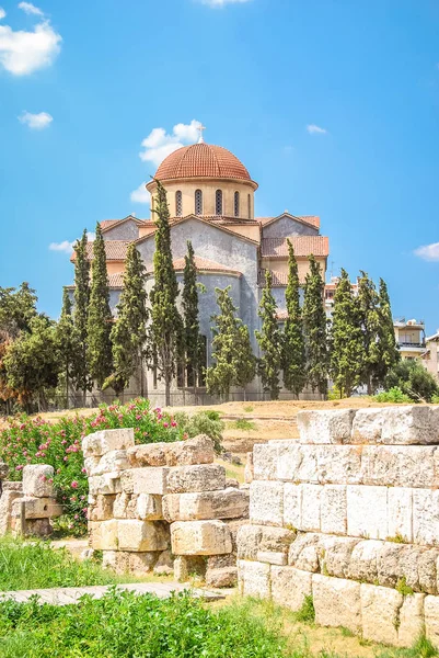 Atina Antik Mezarlığı Kerameikos Triada Kilisesi ile Arkeoloji Alanı. — Stok fotoğraf
