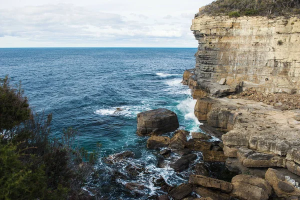 Widok z Devils Kitchen Beach, Tasmania — Zdjęcie stockowe