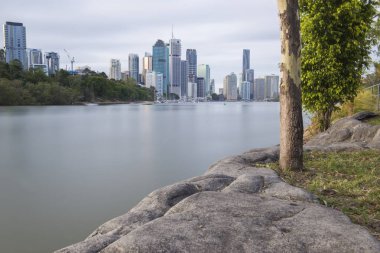 Brisbane, Avustralya - 23 Aralık, 2016: görünüm, Brisbane şehirden Kangaroo Point gün boyunca üzerinde 23 Aralık 2016.
