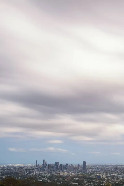 Вид на Брисбен с горы Кутха — стоковое фото