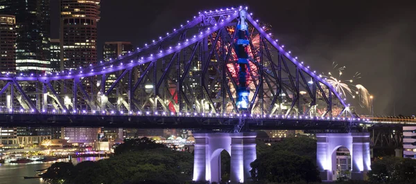 Story Bridge na véspera de Ano Novo 2016 em Brisbane — Fotografia de Stock