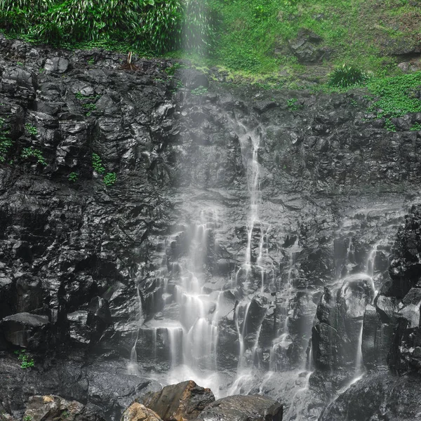 Purlingbrook Falls en Springbrook — Foto de Stock