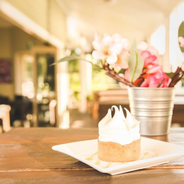 limon kremalı pasta