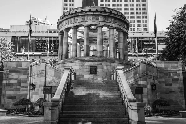 Brisbane, Australia - Thursday 17th August, 2017: View of Anzac Square War Memorial in Brisbane City on Thursday 17th August 2017. — Stock Photo, Image