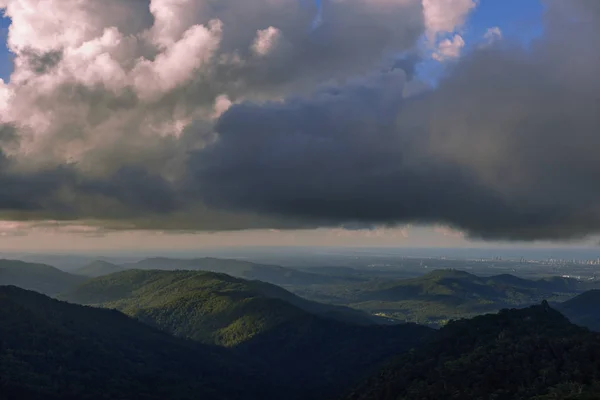 Mountain view z vnitrozemí Gold Coast — Stock fotografie