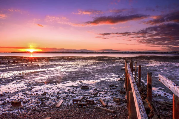 Gün batımında Cleveland İskelesi