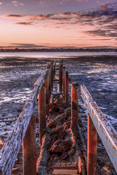 Клівленд jetty на заході сонця — стокове фото