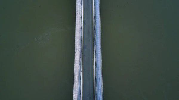 Blick auf die Eleanor-Schonell-Brücke im Westend — Stockfoto